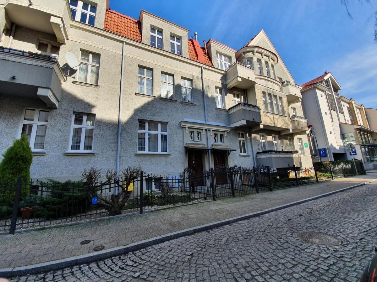 Апартаменты Sopot Airport Экстерьер фото